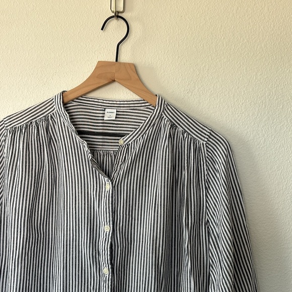 Old Navy Button-Front Striped Swing Shirt - Picture 4 of 7
